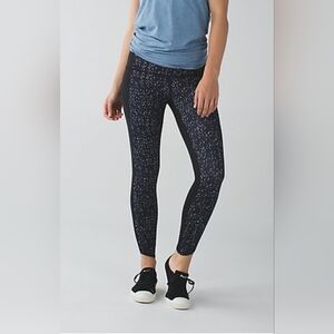 LULULEMON BEYOND BOUNDARIES BUTTERFLY TEXTURE LEGGINGS SIZE 4